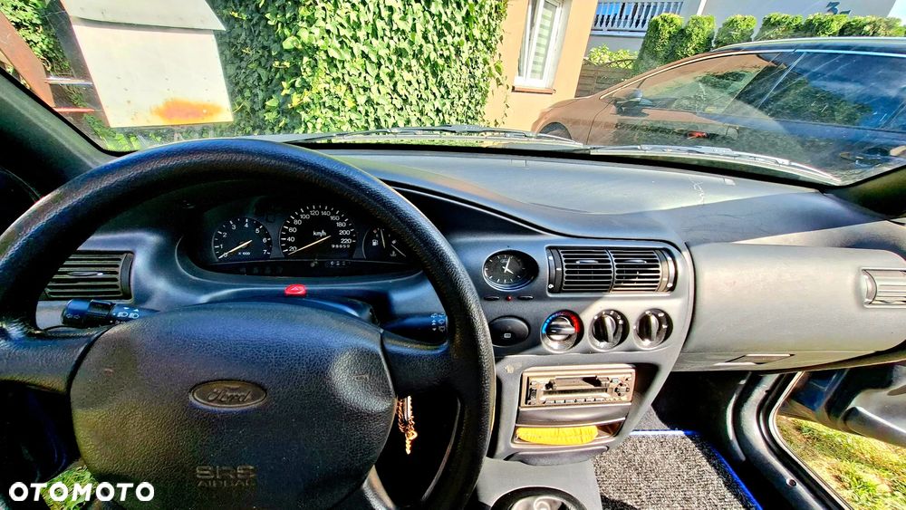 Ford Escort 1.3 Bolero II Classic - 8