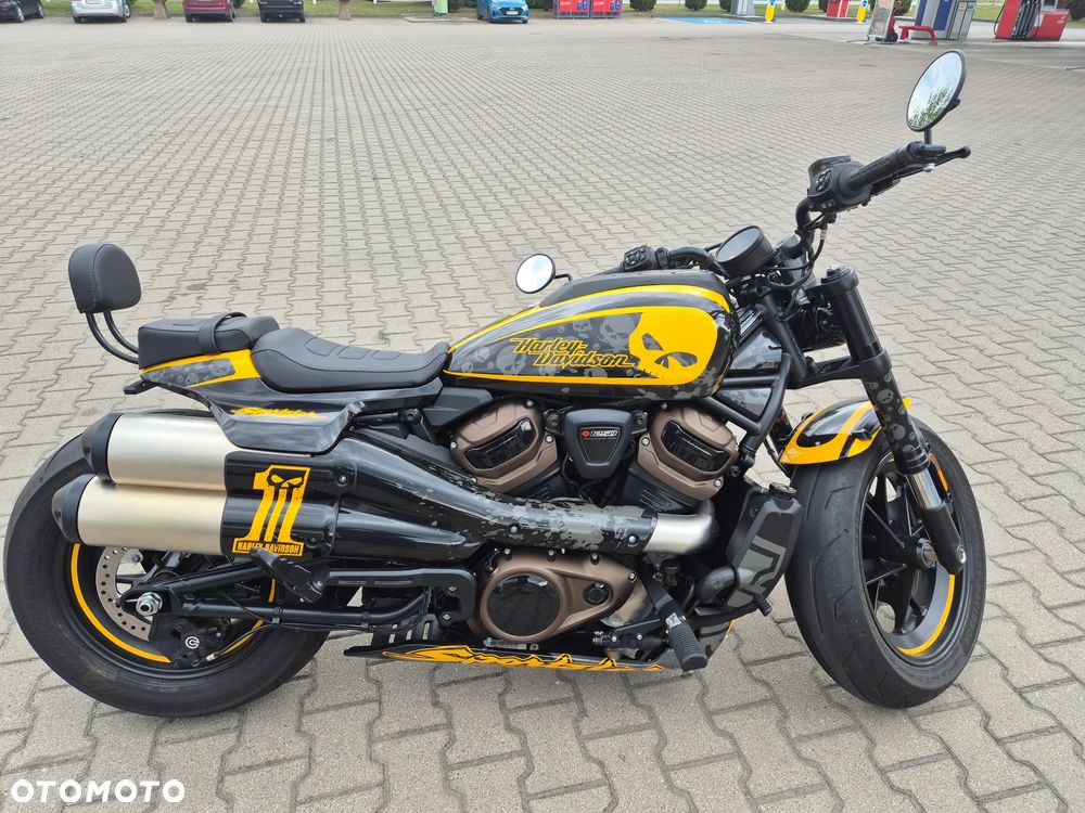 Harley-Davidson Sportster - 1