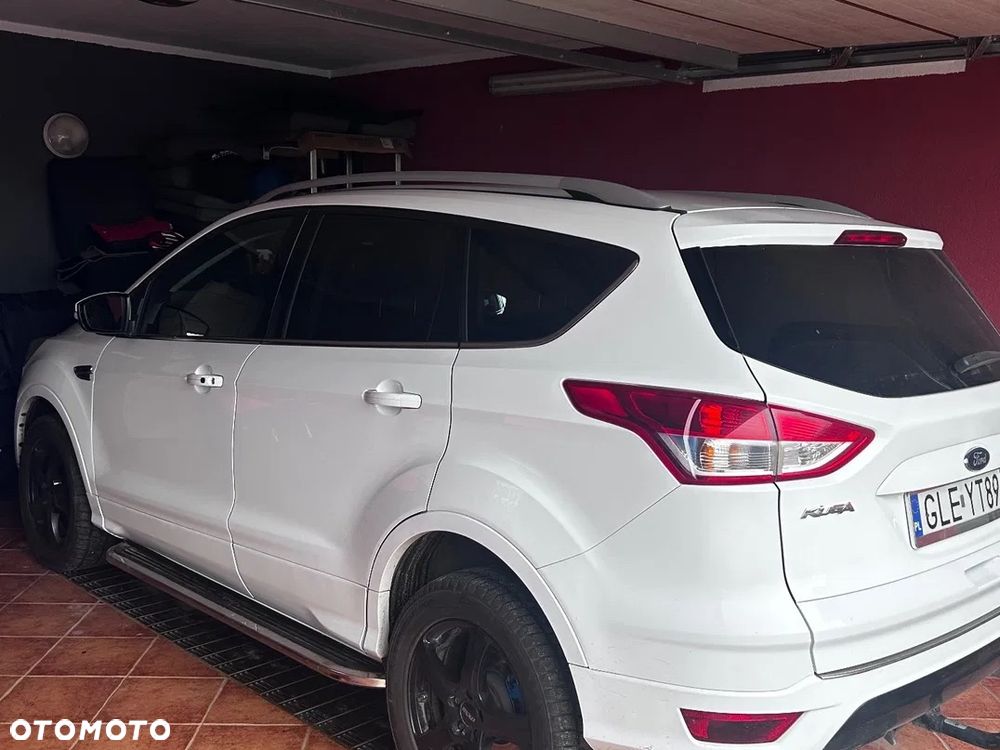 Ford Kuga 2.0 TDCi 4WD Trend - 2