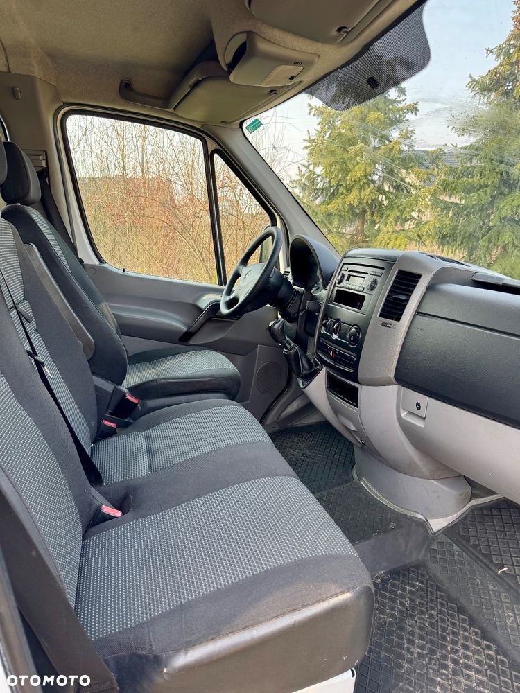 Mercedes-Benz Sprinter - 8