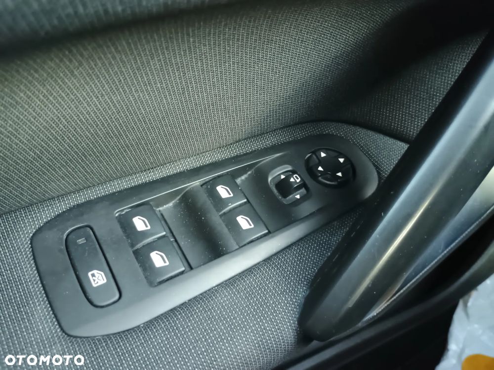Peugeot 308 - 10
