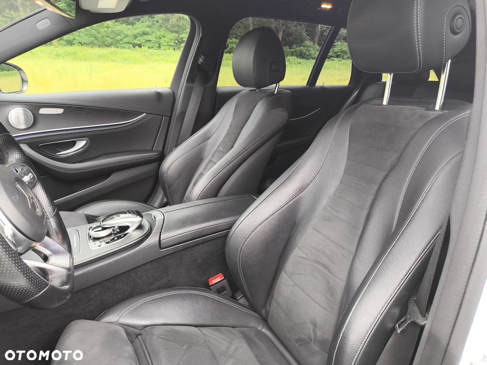 Mercedes-Benz Klasa E 400 d 4-Matic 9G-TRONIC - 25
