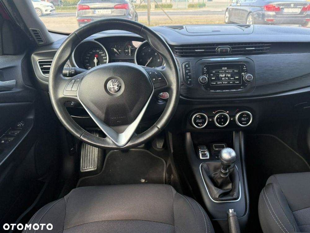 Alfa Romeo Giulietta 2.0 JTDM - 17