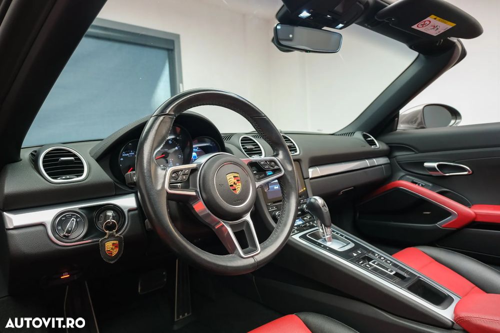 Porsche Boxster 718 S PDK - 23