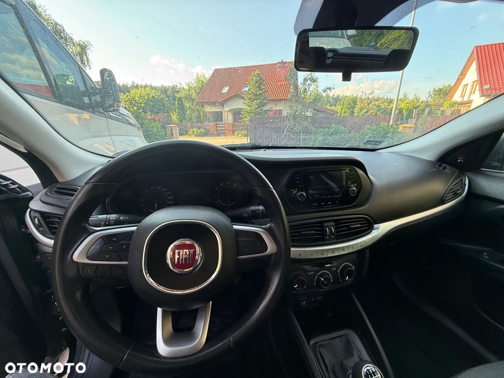 Fiat Tipo 1.4 16v Easy - 10
