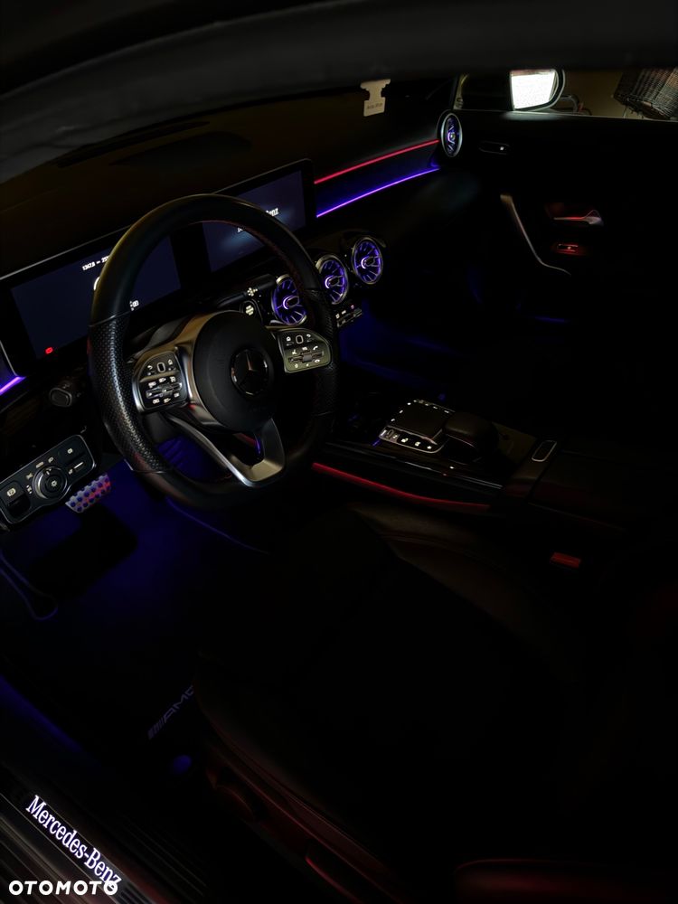 Mercedes-Benz Klasa A 180 d AMG Line 7G-DCT - 11