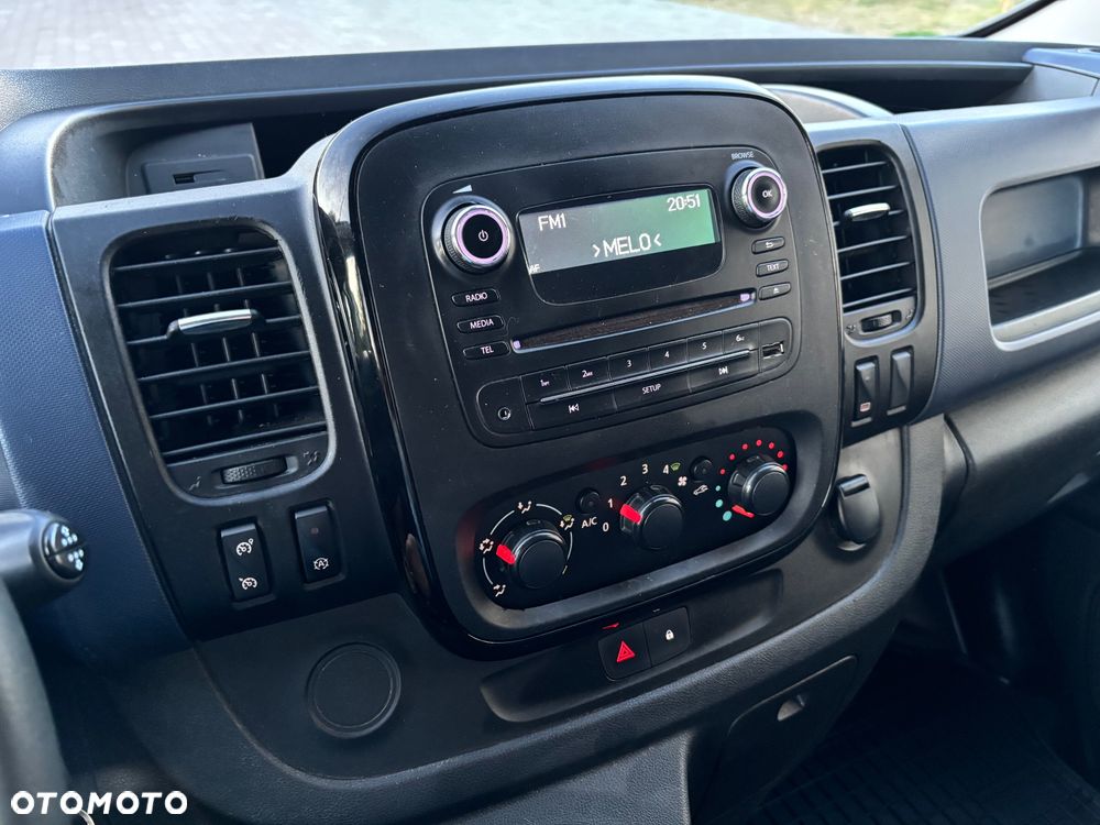 Opel Vivaro - 9