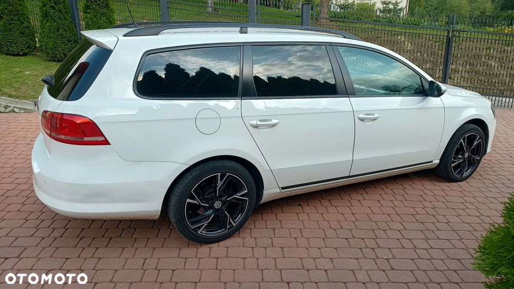 Volkswagen Passat 2.0 TDI Comfortline DSG - 9