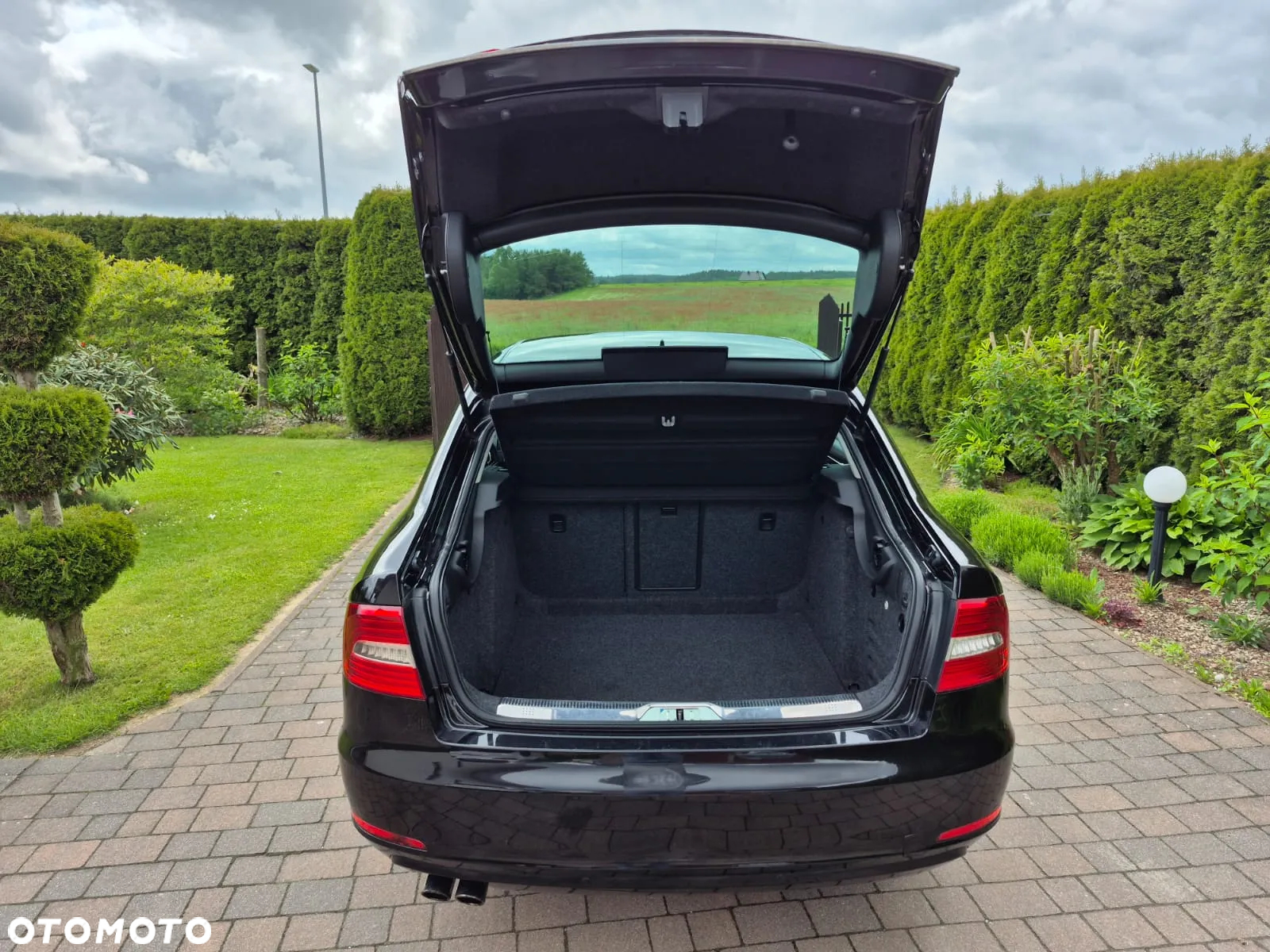 Skoda Superb 2.0 TDI Business DSG - 12