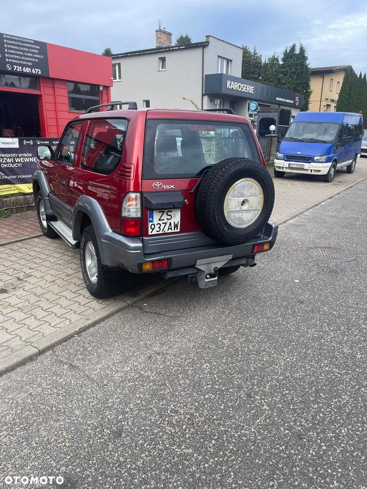 Toyota Land Cruiser - 2
