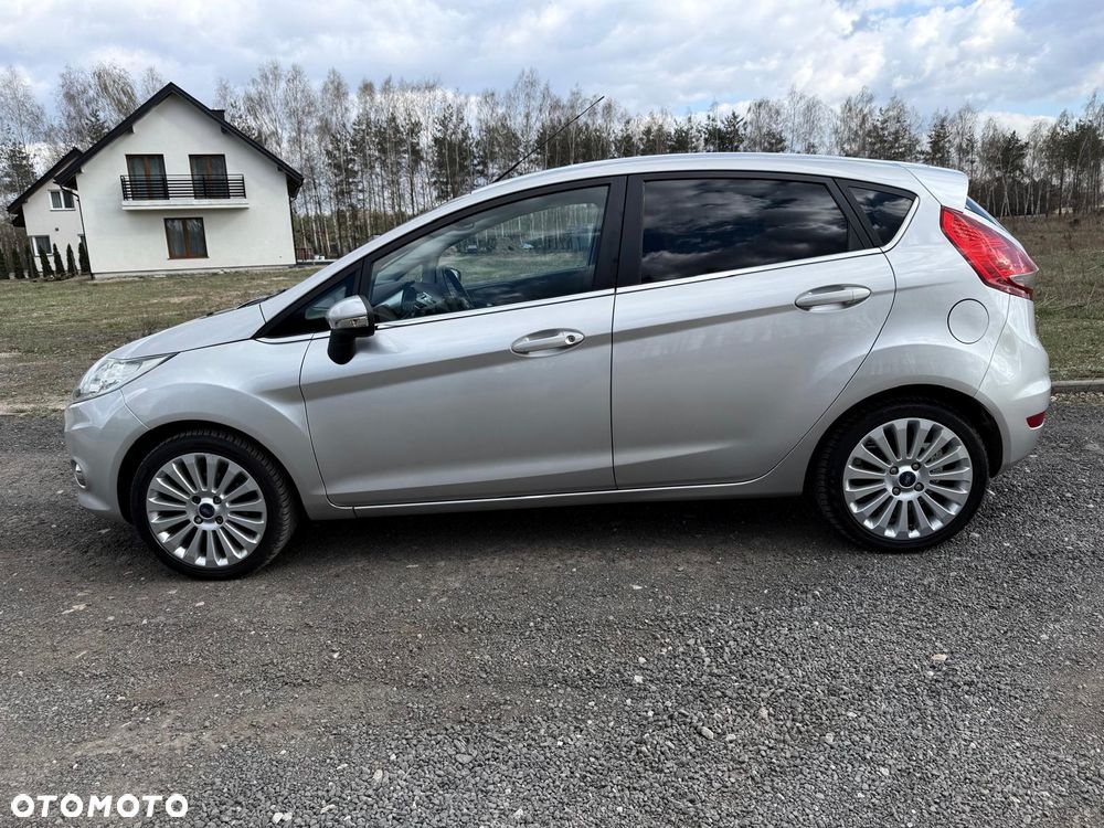 Ford Fiesta 1.4 Champions Edition - 6