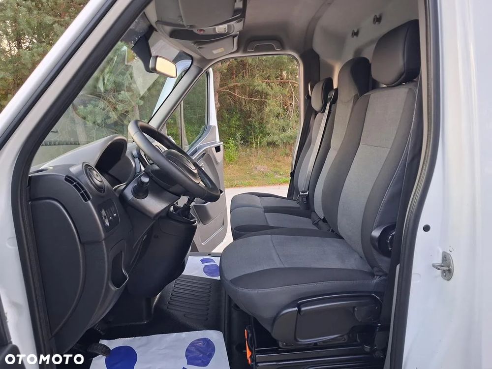 Renault Master - 25