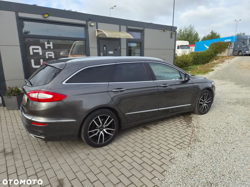 Ford Mondeo 2.0 TDCi STart-Stopp Vignale - 11