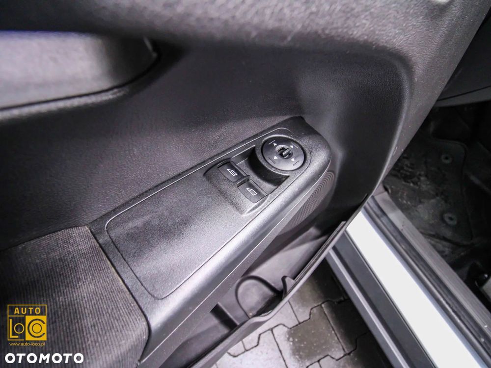 Ford TRANSIT COURIER FURGON - 20