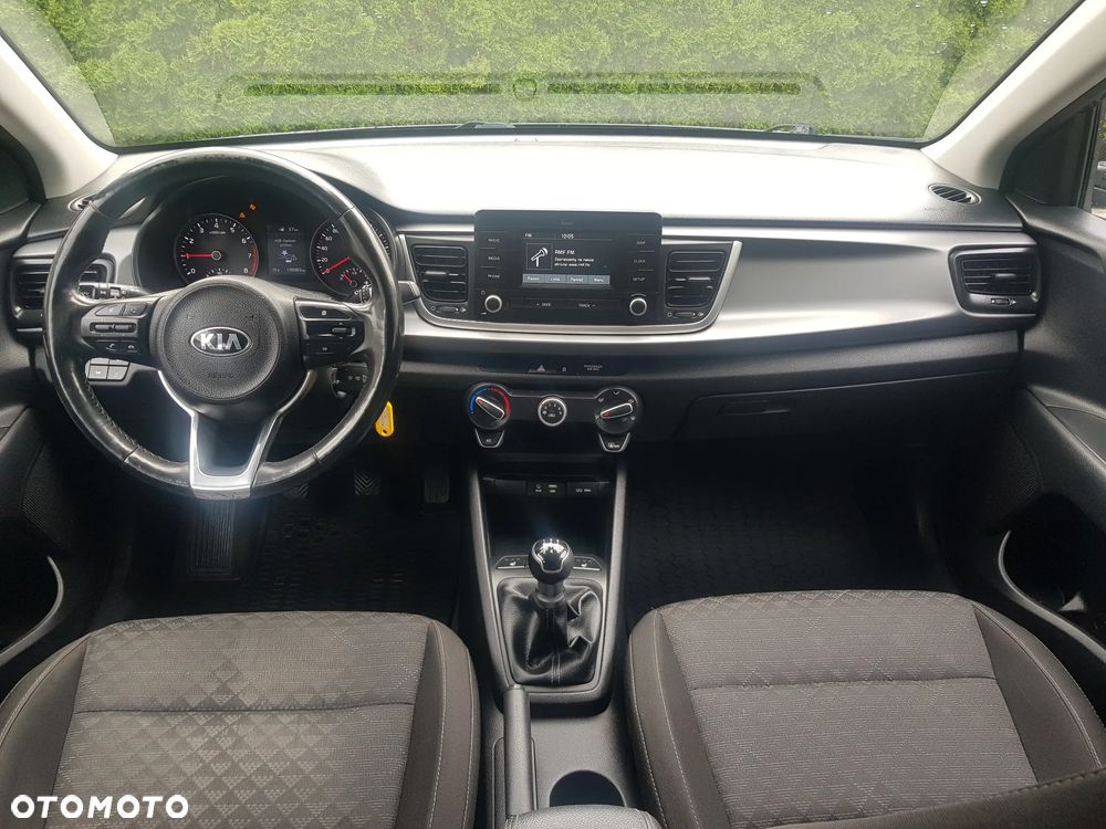 Kia Rio - 17