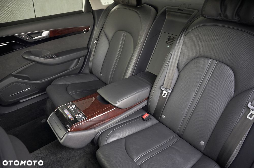 Audi A8 3.0 TFSI L Quattro - 29