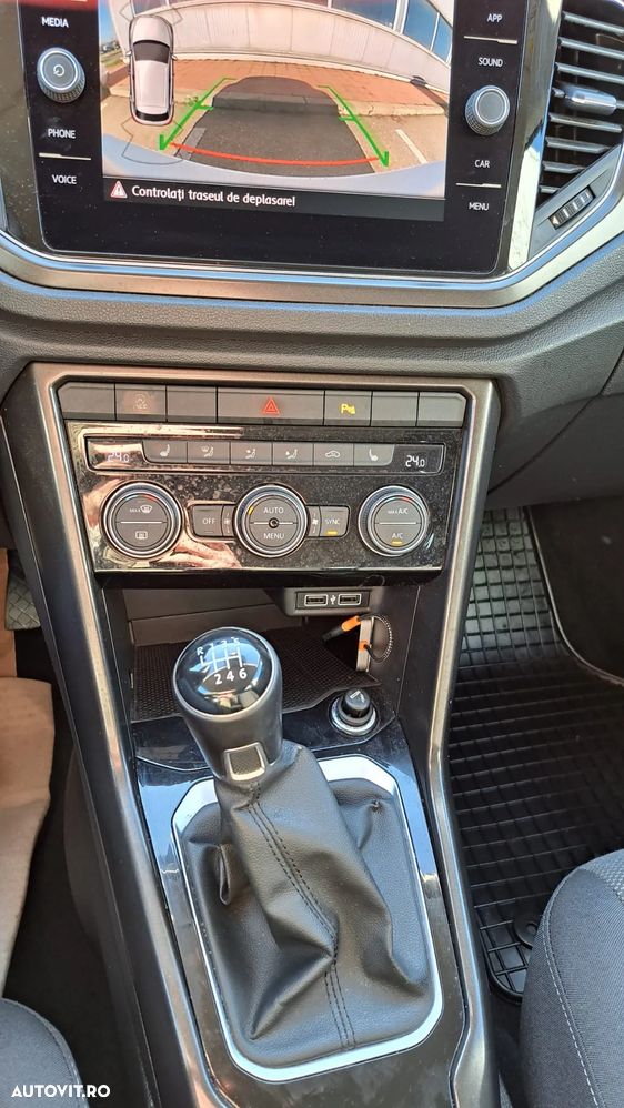 Volkswagen T-Roc 1.5 TSI Design - 9