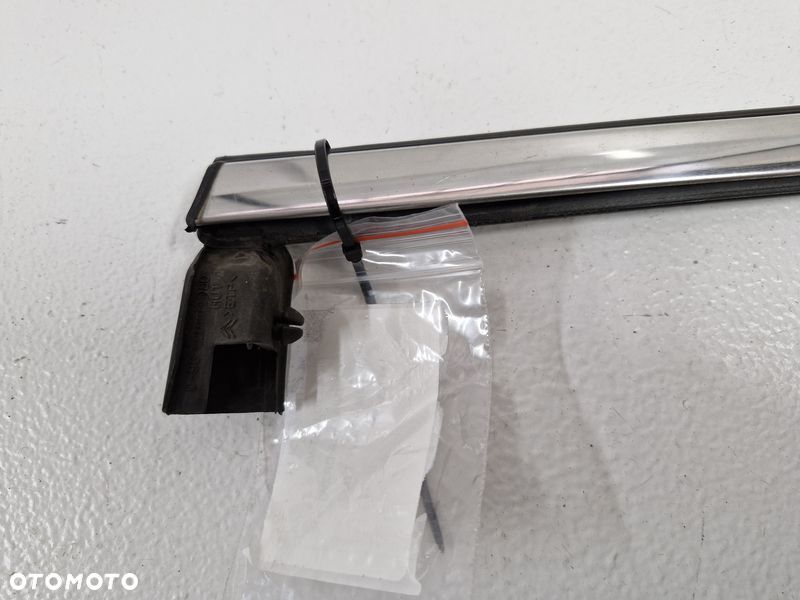 citroen c4 picasso 1 i listwa zgarniająca drzwi chrom prawy tył prawa tylna - 4