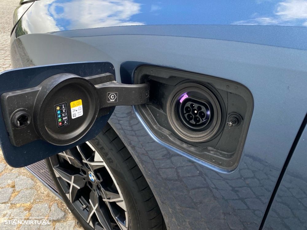 BMW X3 30 e xDrive Pack M Desportivo - 3