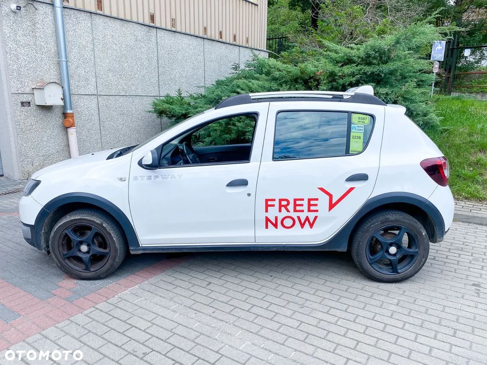 Dacia Sandero 0.9 TCe Laureate - 3