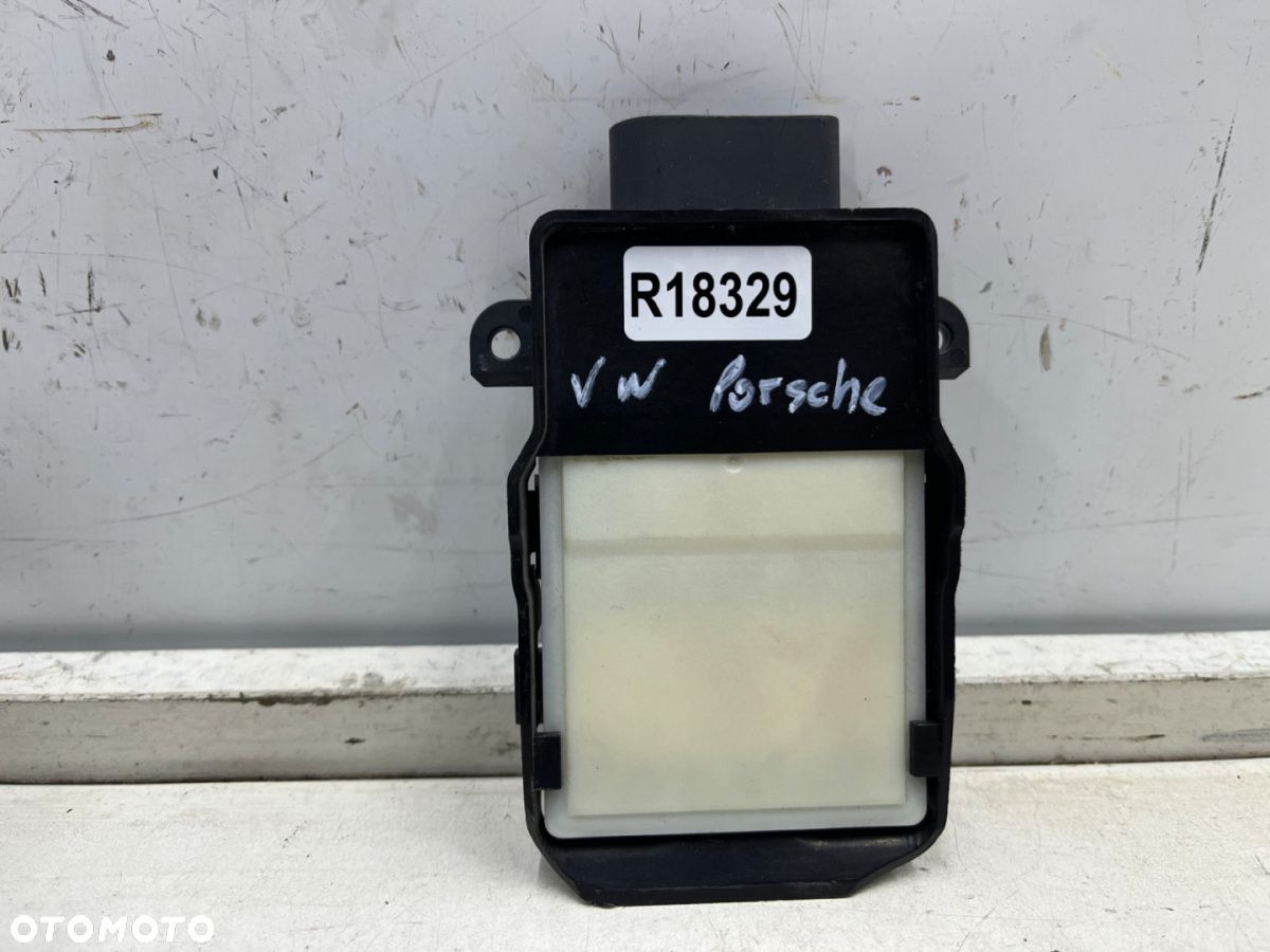 Radar VW Touareg Audi A6 A7 A8 Q5 Panamera Macan Cayenne sensor zmiany pasa distronic 4n0907566f - 1