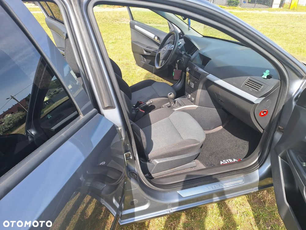 Opel Astra 1.6 Easytronic Cosmo - 19
