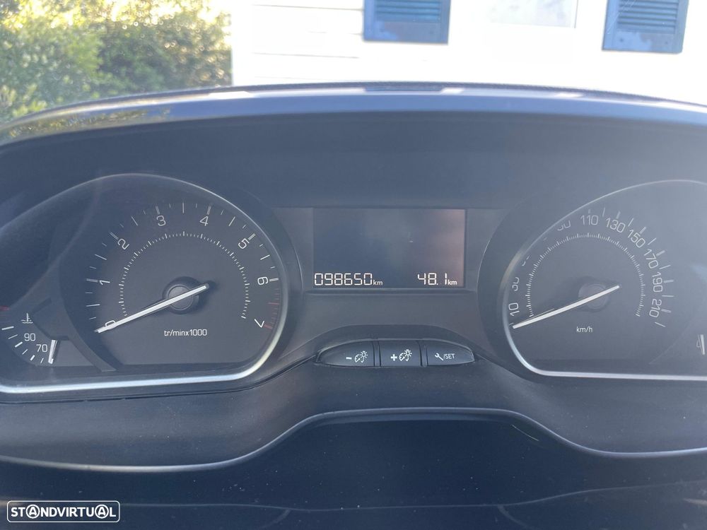 Peugeot 2008 PureTech 82 Active - 9