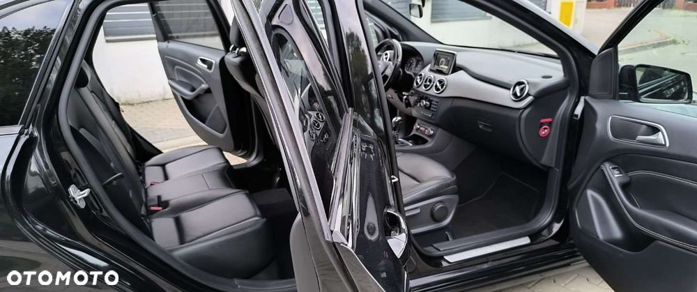 Mercedes-Benz Klasa B 200 CDI BlueEFFICIENCY EDITION 1 - 36
