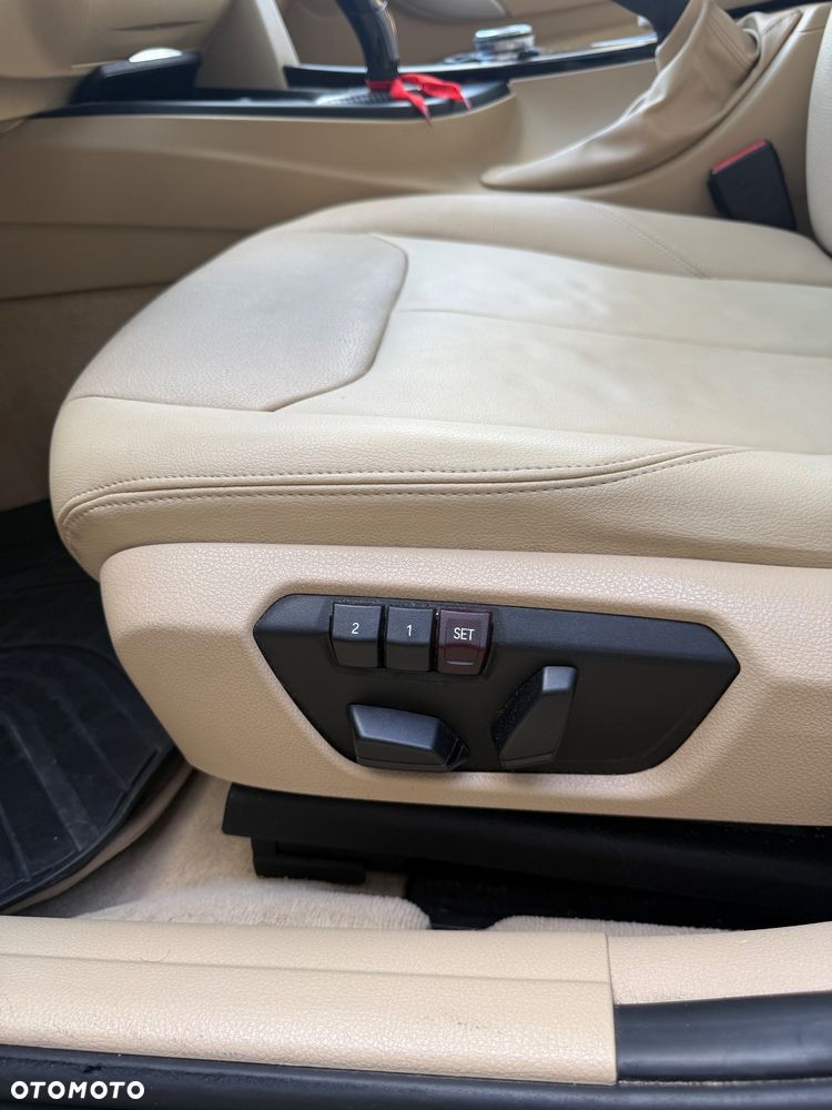 BMW Seria 3 328i xDrive - 17