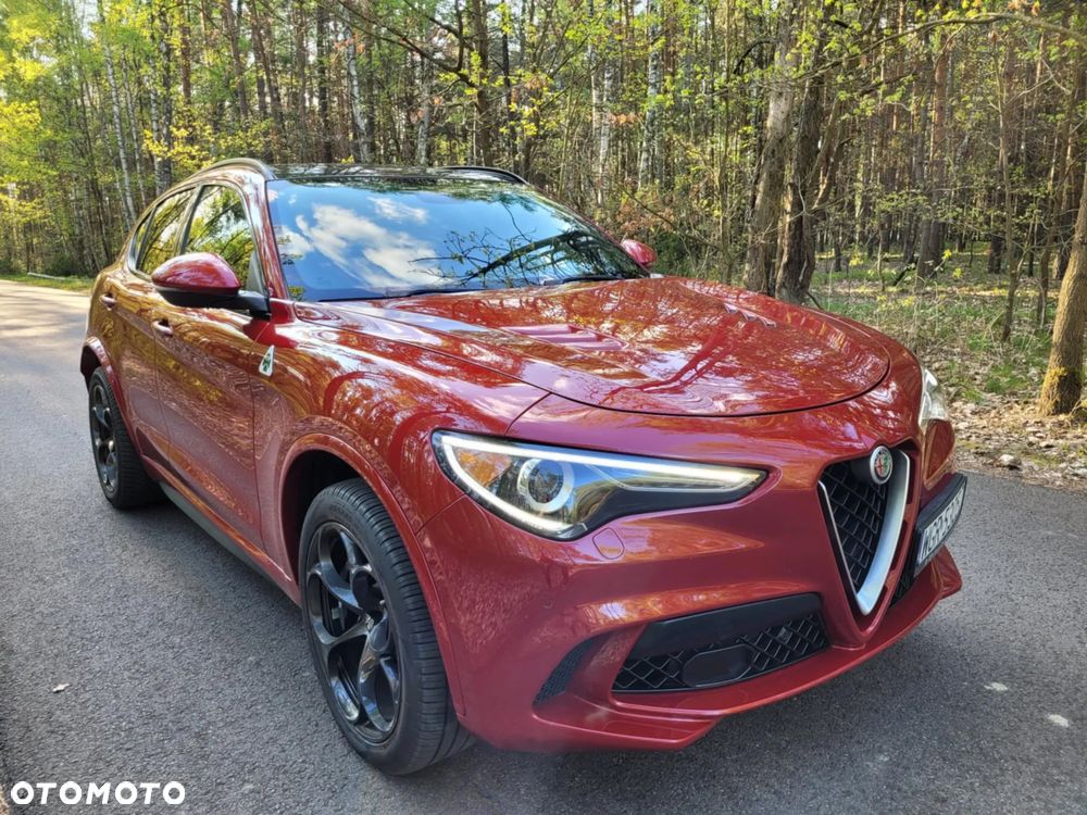Alfa Romeo Stelvio V6 2.9 Bi-Turbo AT8-Q4 Quadrifoglio - 10