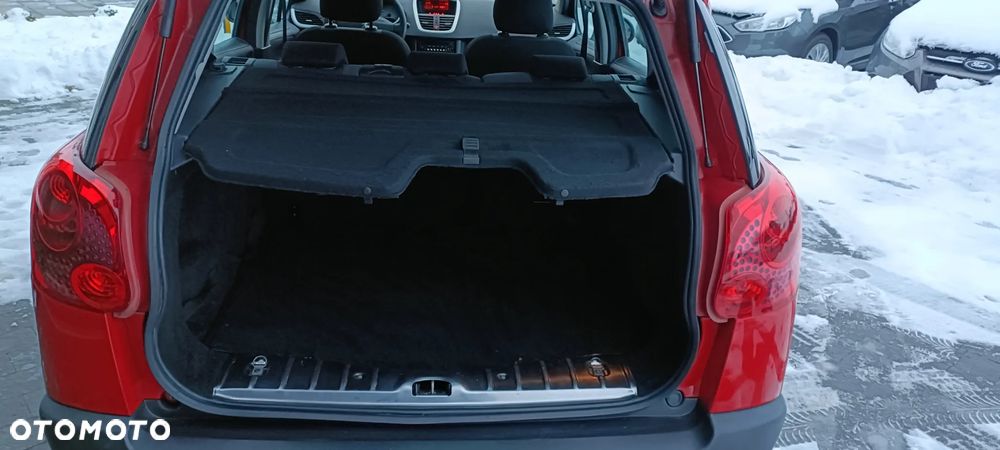 Peugeot 207 95 VTi Family - 16