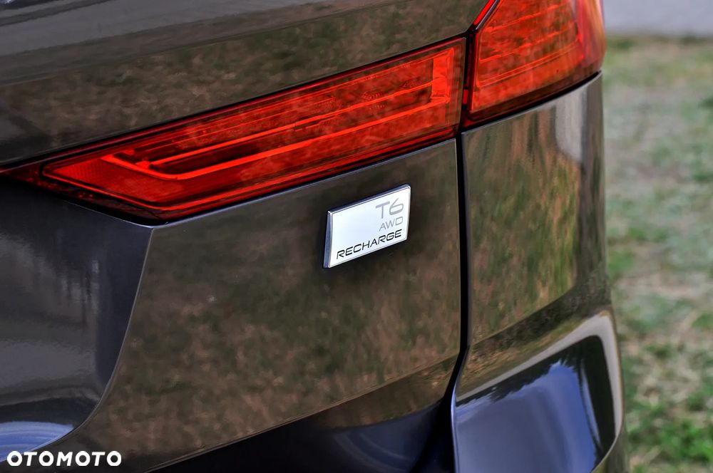 Volvo XC 60 T6 AWD Plug-In Hybrid Inscription - 17