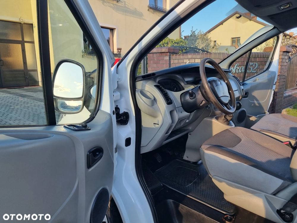 Renault TRAFIC L2H1 - 25