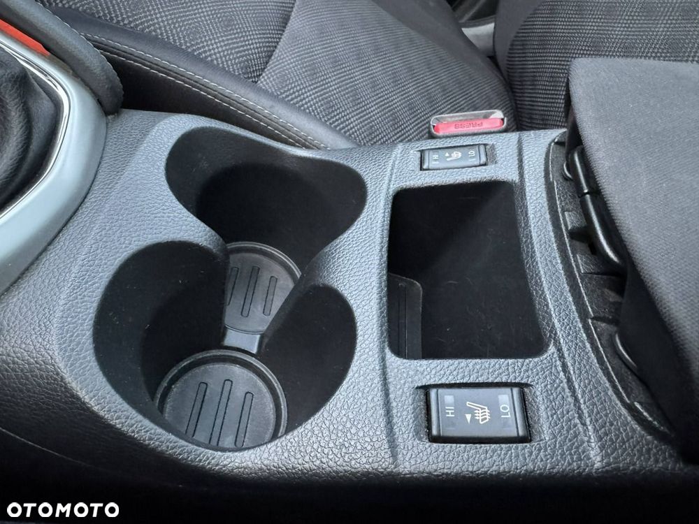 Nissan Qashqai - 18