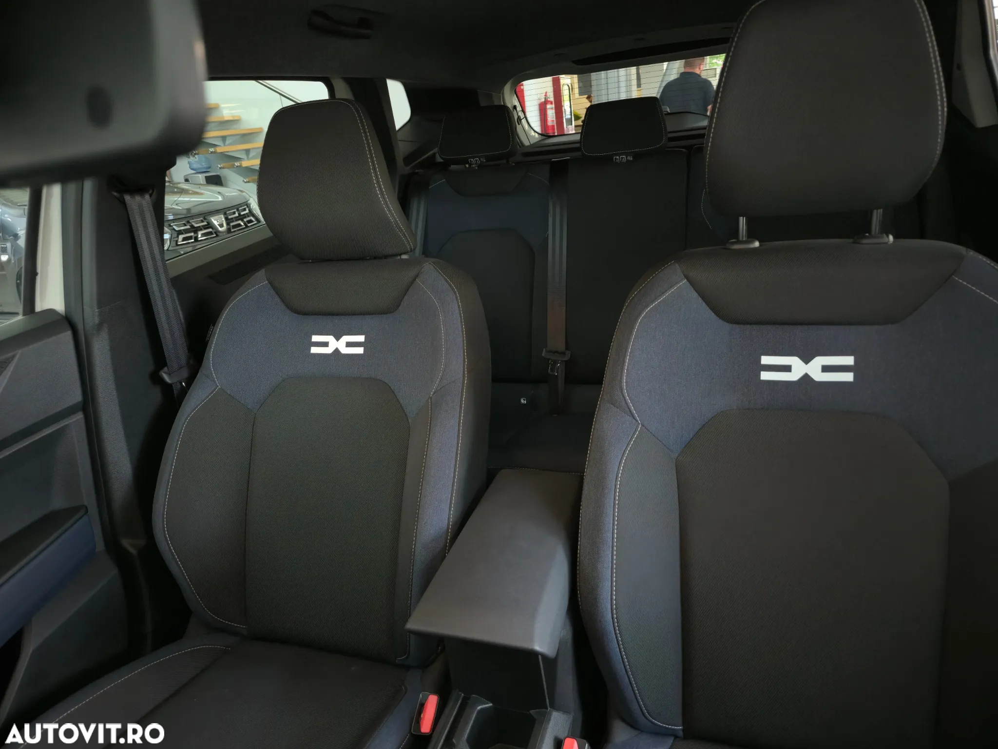 Dacia Duster TCe 130 4X4 MHEV Journey - 13