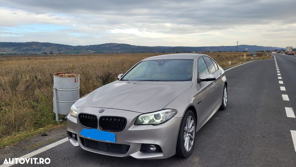 BMW Seria 5 520d Aut. Luxury Line - 11