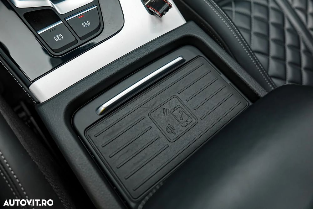 Audi Q5 55 TFSIe quattro S tronic S line - 38