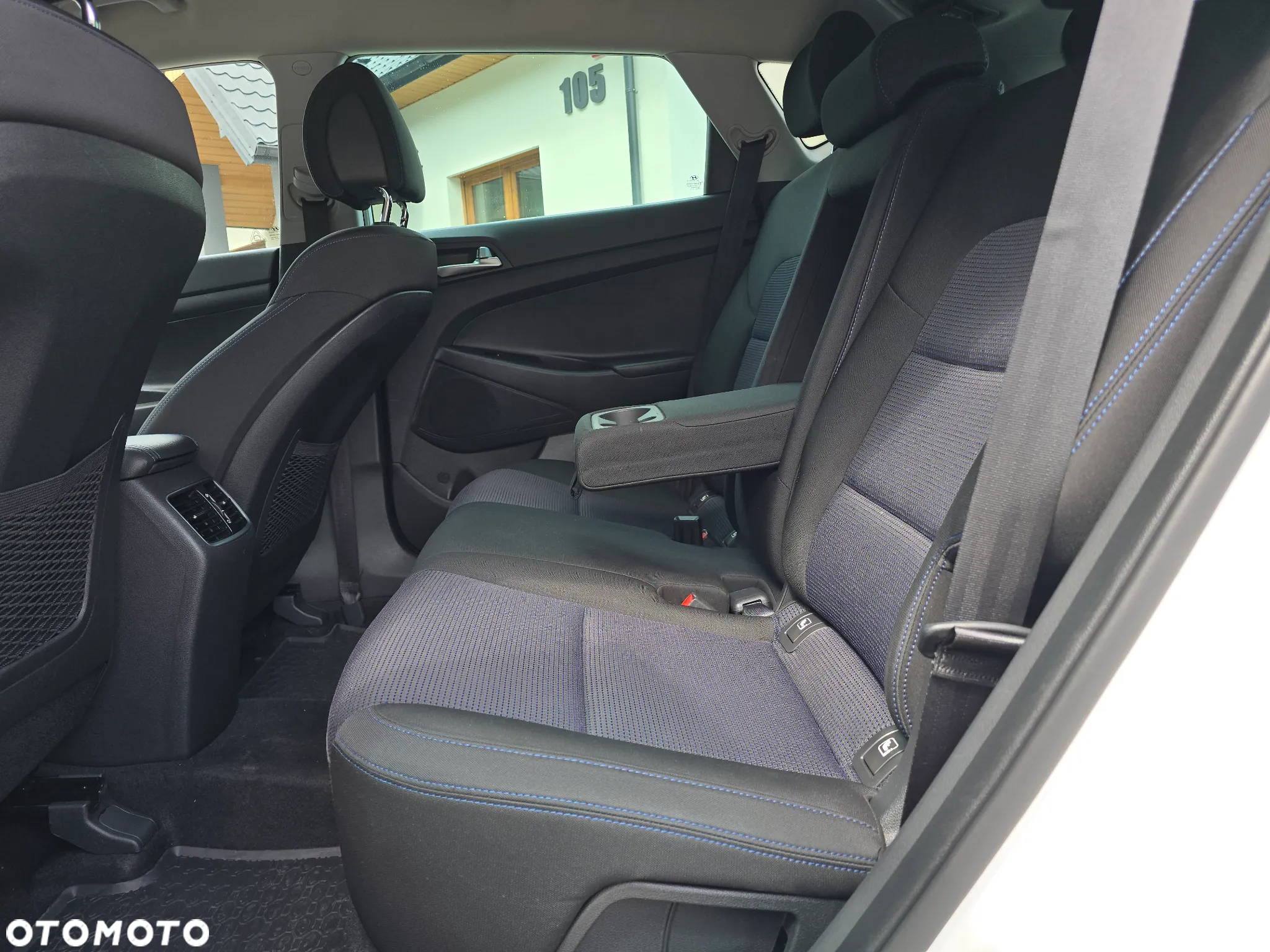 Hyundai Tucson 1.7 CRDI BlueDrive Style 2WD - 21