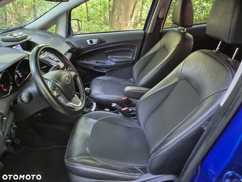 Ford EcoSport - 10
