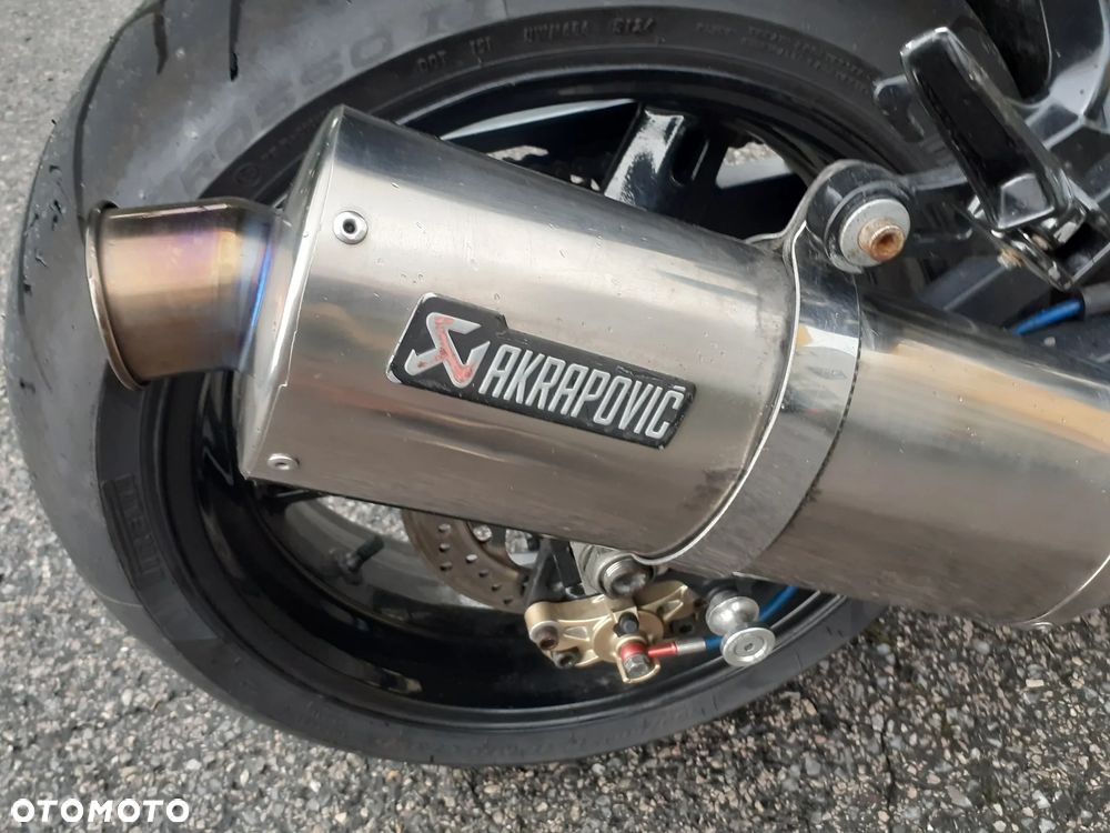 Suzuki GSX-R - 8
