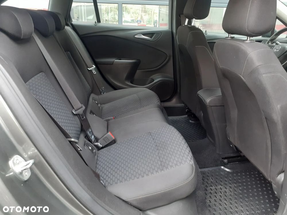 Opel Astra - 25