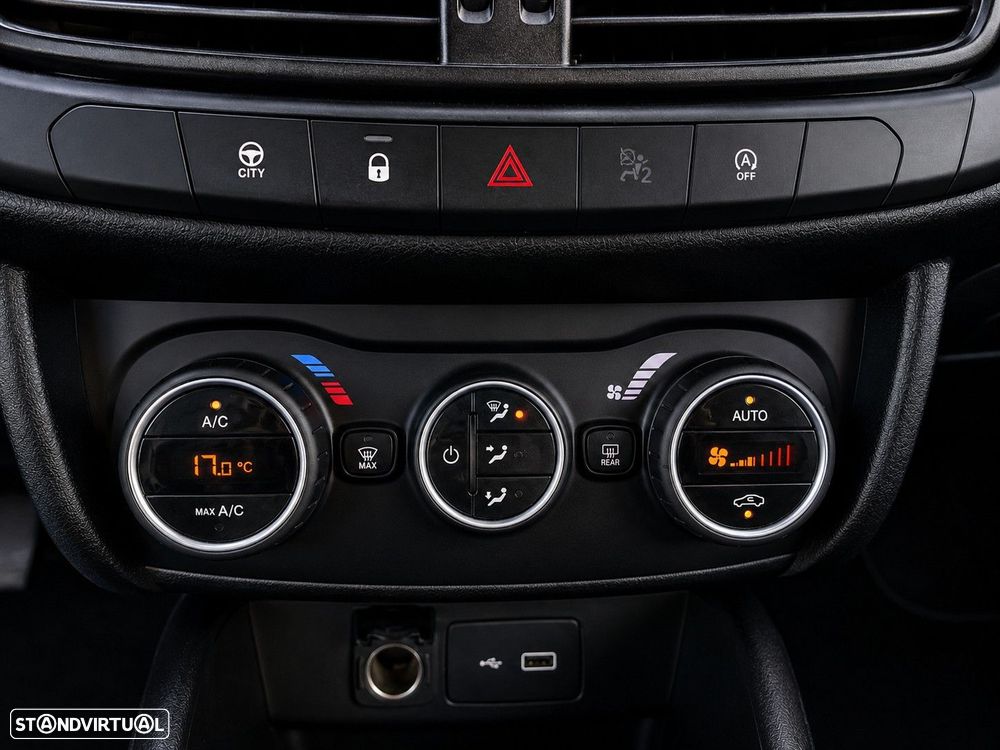 Fiat Tipo 1.3 M-Jet Lounge - 22