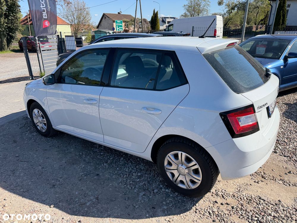 Skoda Fabia 1.2 TSI Ambition - 10