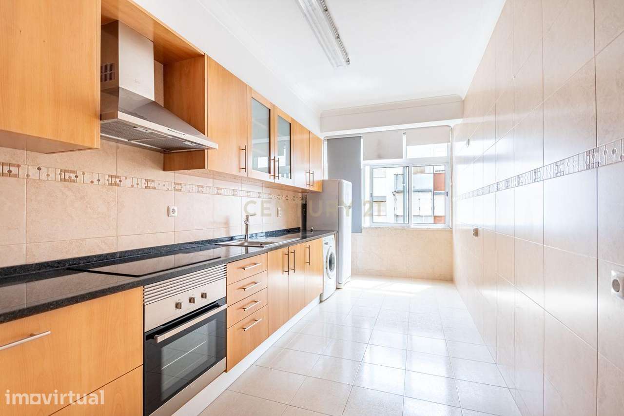 Apartamento T2 luminoso e pronto a Habitar - Bobadela - Grande imagem: 5/14