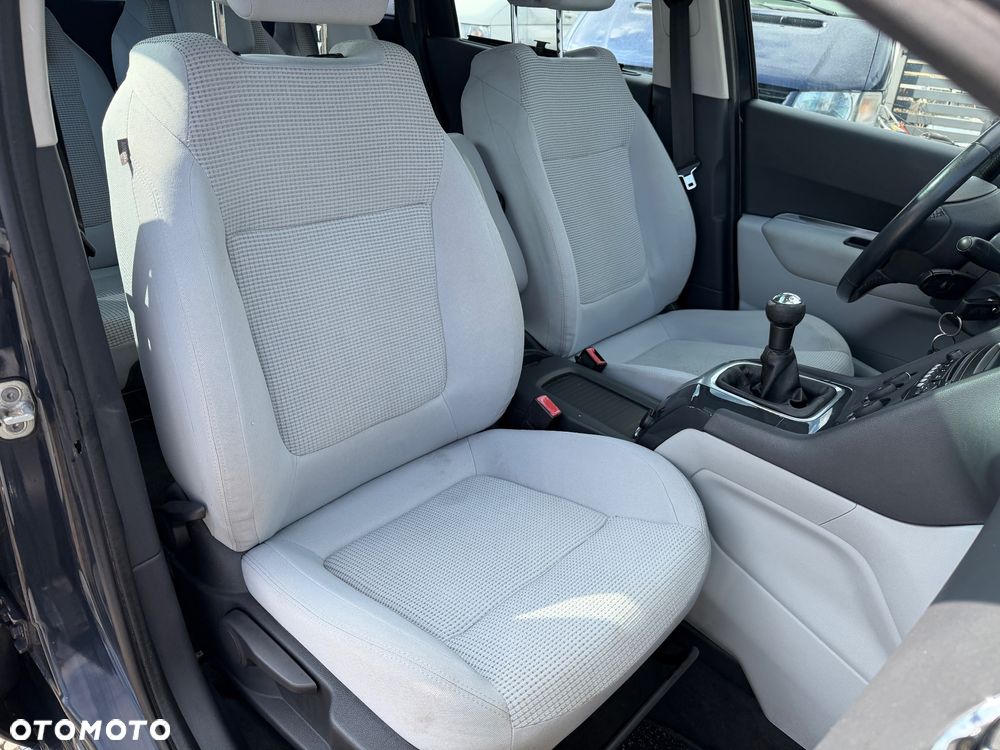 Peugeot 5008 1.6 Active - 20