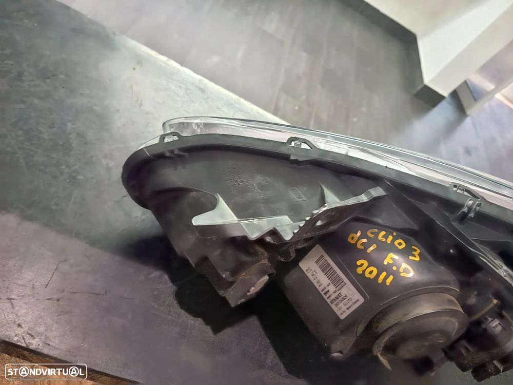 FarolFrt Drt Renault Clio 2009-2012 Ref: 260104392R - 3