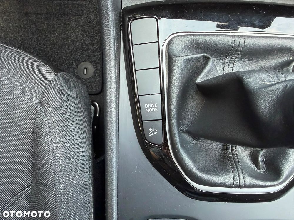 Hyundai Tucson 1.6 T-GDi Pure 2WD - 25