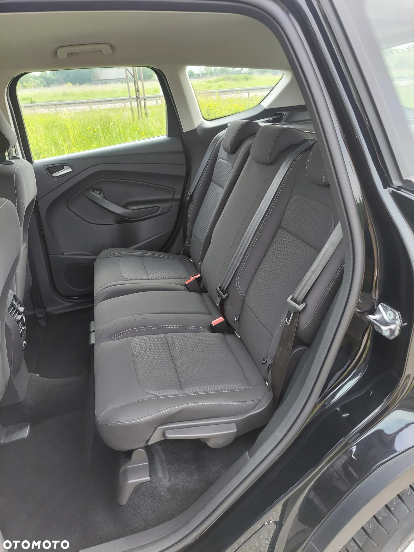 Ford Kuga 1.5 EcoBlue FWD Titanium - 28