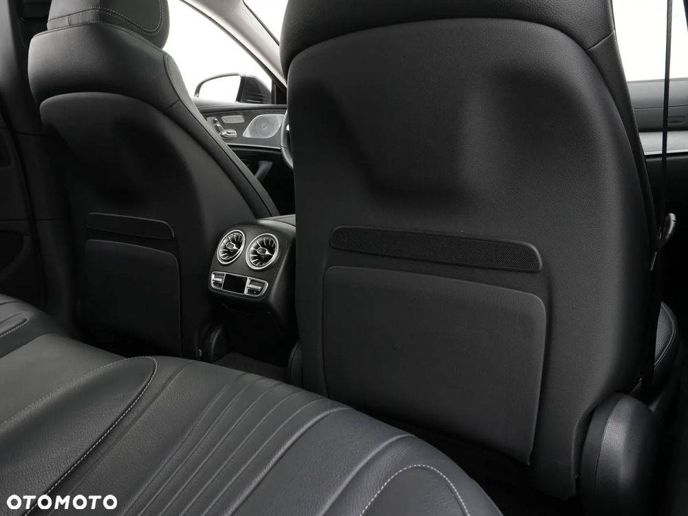 Mercedes-Benz CLS 400 d 4Matic 9G-TRONIC AMG Line - 36