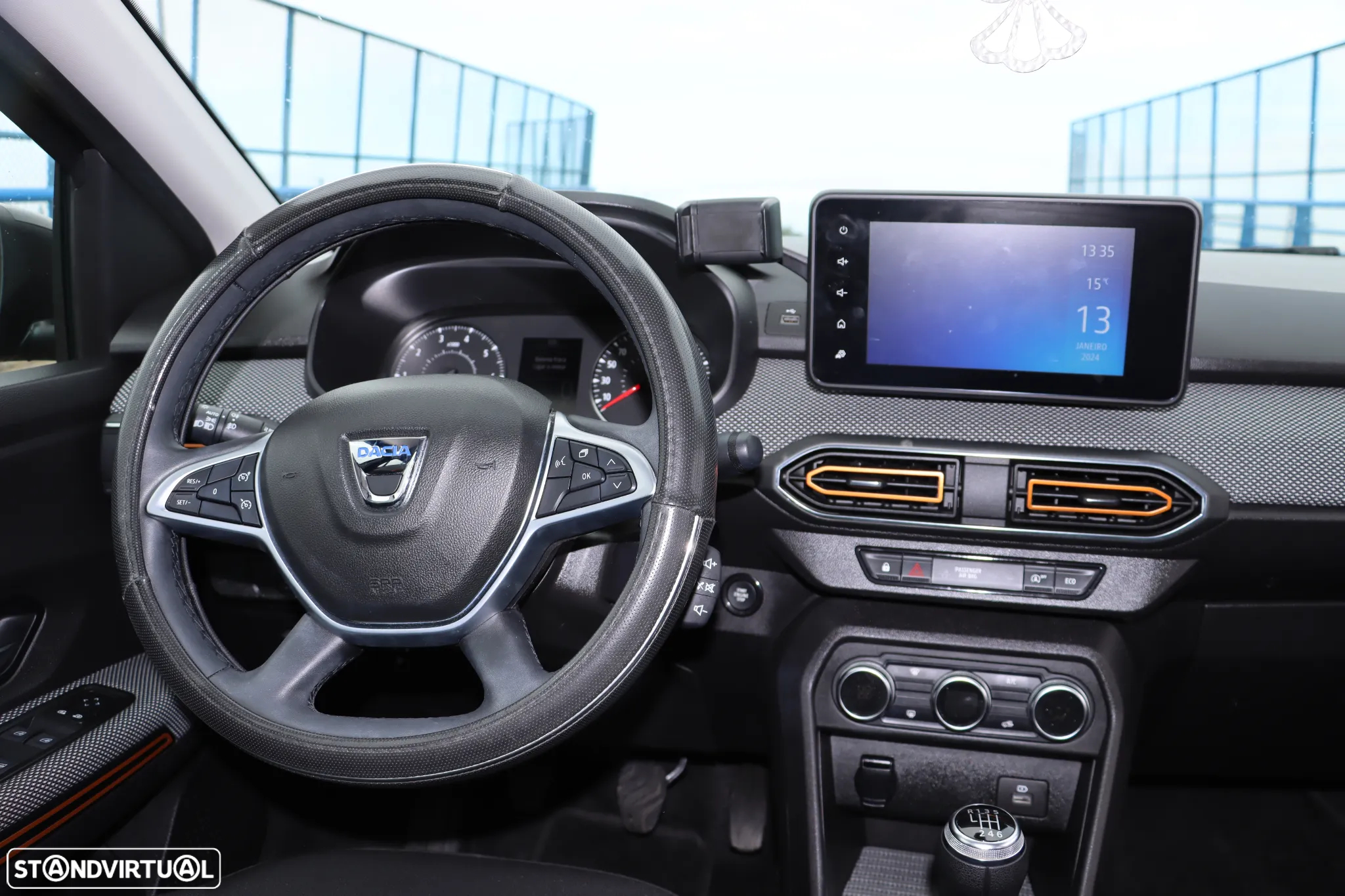 Dacia Sandero - 7
